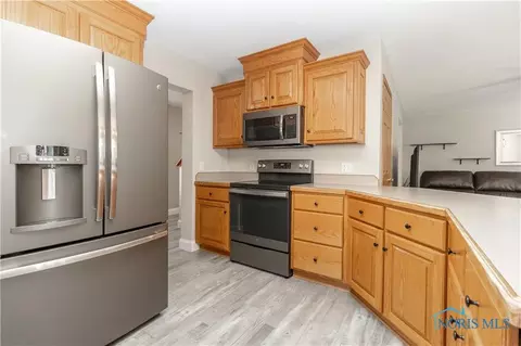 5771 Bermuda Dr, Walbridge, OH 43465 photo 13