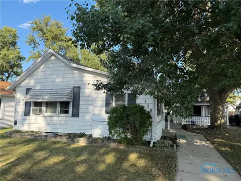 128 Zihlman St, North Baltimore, OH 45872