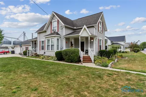 208 E Monroe St, Pandora, OH 45877