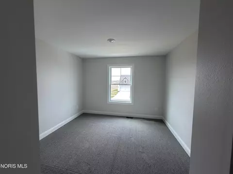 1407 Thomas Ln, Waterville, OH 43566 photo 8