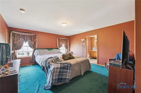 5694 Bermuda Dr, Walbridge, OH 43465 photo 12