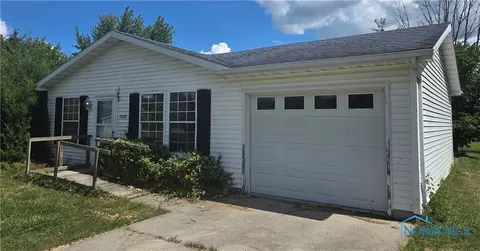 12052 Dennis St, Paulding, OH 45879