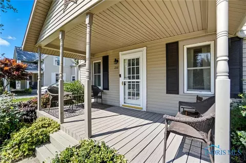 236 E Perrin Ave, Mccomb, OH 45858 photo 5