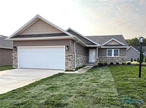 987 Greenbrier Rd #101, Upper Sandusky, OH 43351