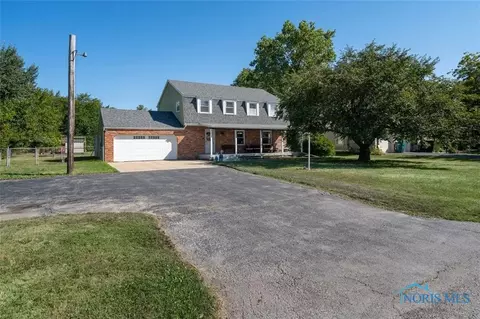 10154 Avenue Rd, Perrysburg, OH 43551