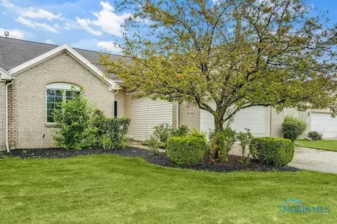 26356 E Wexford Dr, Perrysburg, OH 43551