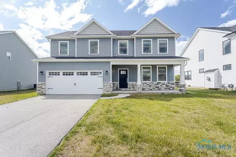 148 Valley Hall Dr, Perrysburg, OH 43551