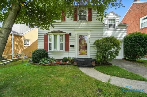 3430 Maxwell Rd, Toledo, OH 43606