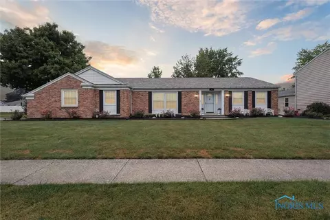 1096 Kenilworth Ave, Napoleon, OH 43545