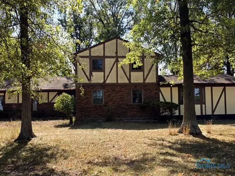 23132 Coressel Rd, Defiance, OH 43512