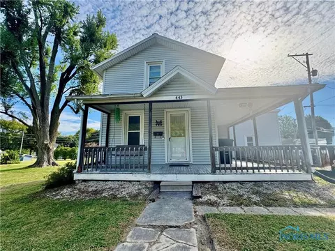 443 N 7th St, Upper Sandusky, OH 43351