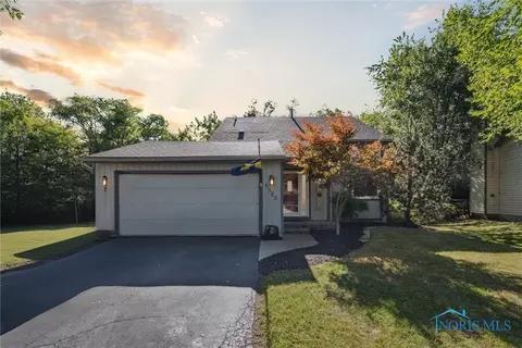6325 Millbrook Rd, Maumee, OH 43537
