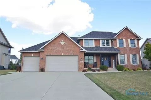 16078 Forest Lake Dr, Findlay, OH 45840