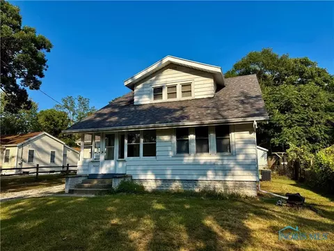 5822 Friedly Dr, Toledo, OH 43623