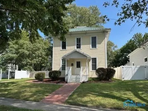 411 Auglaize St, Defiance, OH 43512