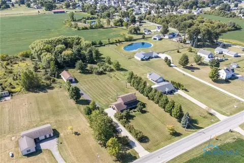 3510 Corduroy Rd, Oregon, OH 43616