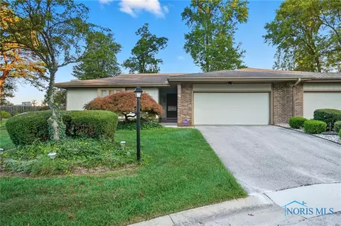 2624 Pheasant Ln #54, Toledo, OH 43615