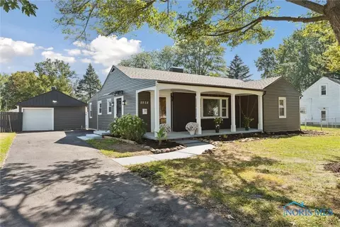 5928 Davida Dr, Toledo, OH 43612