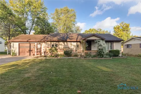 106 Swisher Ave, West Unity, OH 43570