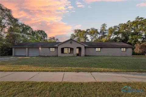 7411 Sylvania Ave, Sylvania, OH 43560