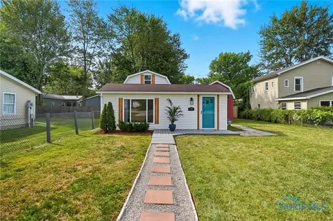 12491 Fort Meigs Blvd, Perrysburg, OH 43551