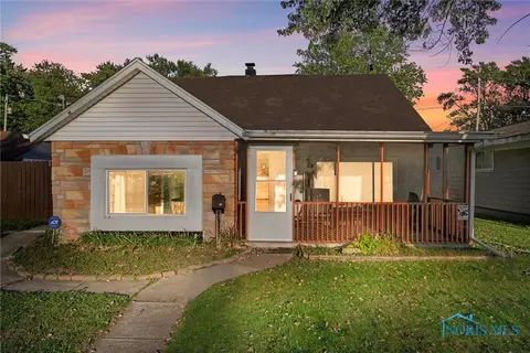 1351 Bensch Dr, Toledo, OH 43614