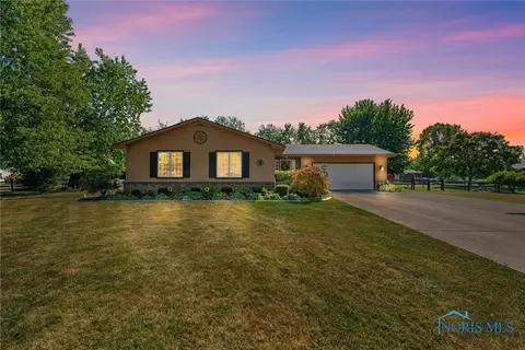 10095 Wyandot Pl, Perrysburg, OH 43551