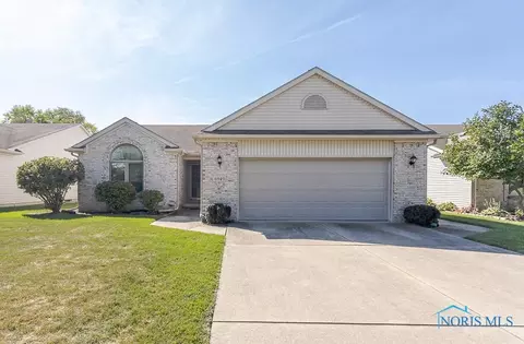 6949 Nightingale Dr, Holland, OH 43528