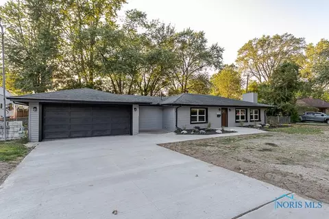 5315 Harvest Ln, Toledo, OH 43623