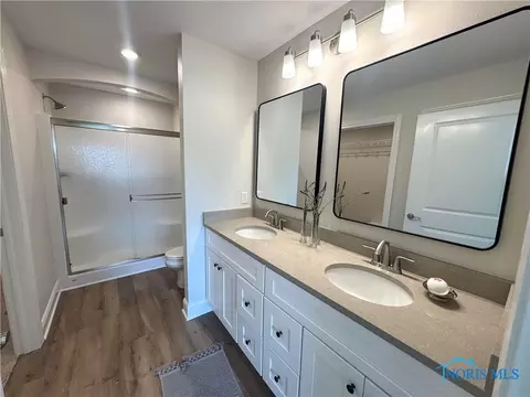 Bath - 1902 Caleb Ct, Waterville, OH 43566 photo 1 of 1