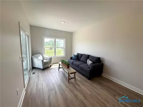 Living - 1902 Caleb Ct, Waterville, OH 43566 photo 1 of 2