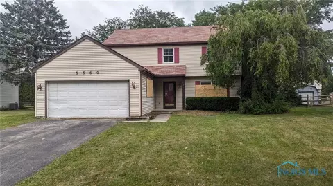 5560 Greenridge Dr, Toledo, OH 43615