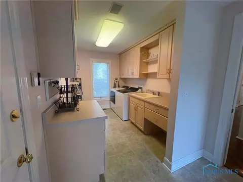 107 Deerfield Cir, Bryan, OH 43506 photo 27