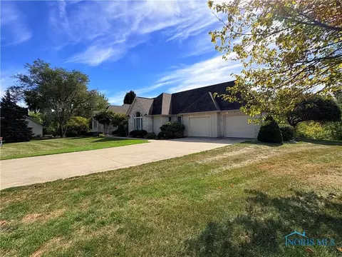 107 Deerfield Cir, Bryan, OH 43506 photo 2