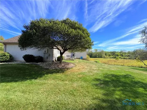 107 Deerfield Cir, Bryan, OH 43506 photo 47