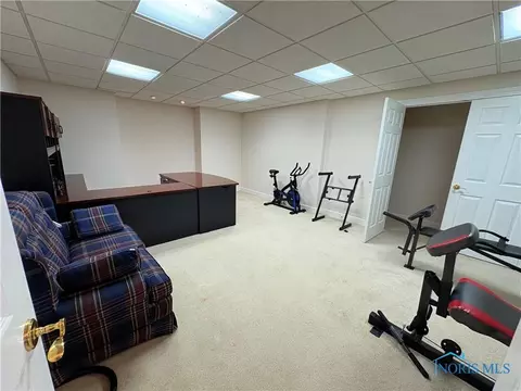 107 Deerfield Cir, Bryan, OH 43506 photo 35