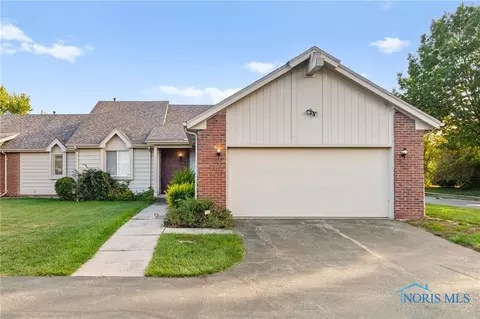 1187 Hidden Ridge Rd #A, Toledo, OH 43615
