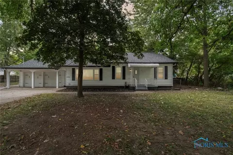5041 Ancil Rd, Toledo, OH 43615