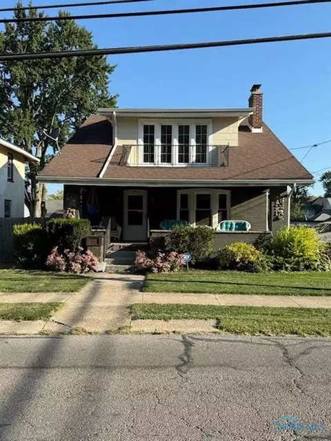 108 Yeager St, Napoleon, OH 43545