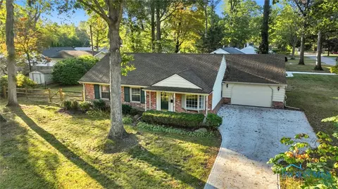 6835 Brintwood Rd, Sylvania, OH 43560