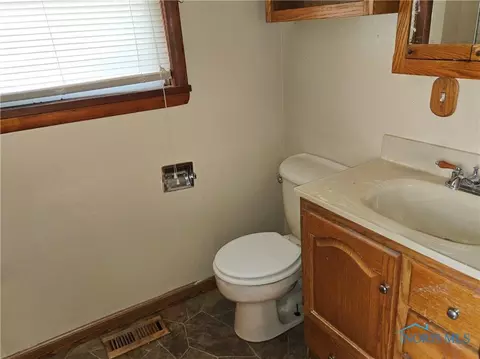 6040 W Tiffin St, Bascom, OH 44809 photo 11