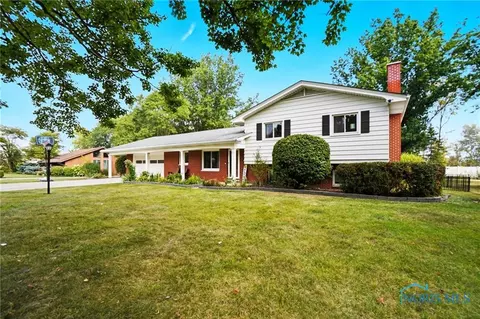 182 Sunset Dr, Bluffton, OH 45817