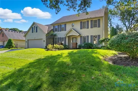 8435 Willow Glen Ct, Holland, OH 43528