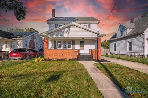 556 Apple Ave, Toledo, OH 43609
