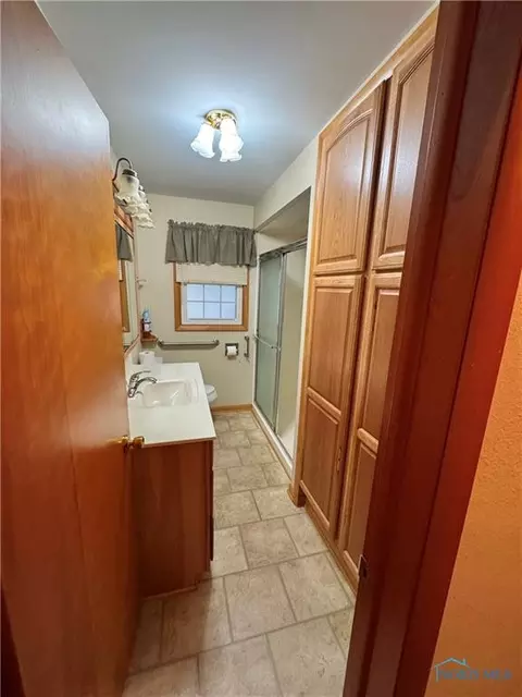 621 W Maple St, Deshler, OH 43516 photo 20