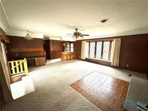 621 W Maple St, Deshler, OH 43516 photo 8