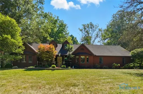 6659 Scenic View Dr, Findlay, OH 45840