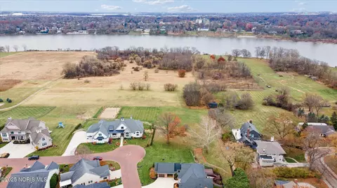 115 Riverside Dr, Maumee, OH 43537 photo 8