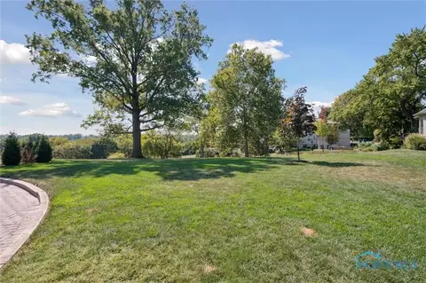 115 Riverside Dr, Maumee, OH 43537