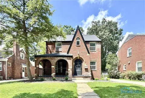 4320 Beverly Dr, Toledo, OH 43614